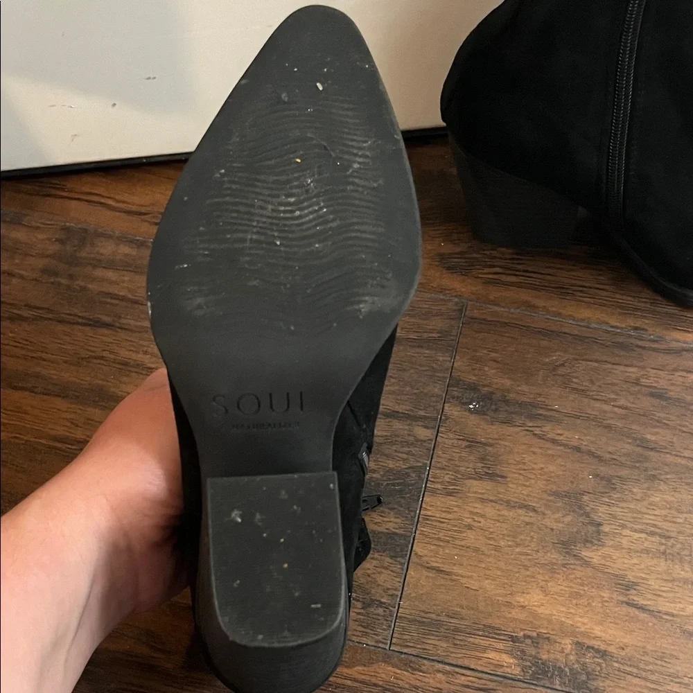 SOUL Naturalizer Black Ankle Boots - Picture 4 of 5